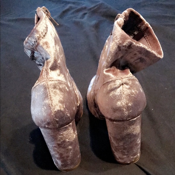 Velvet Booties - Picture 2 of 3